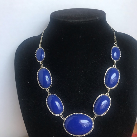 J Crew Faux Lapis Oval Pendant Statement Necklace - Picture 2 of 4